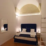 Cadelli Luxury Bed & Breakfast 4*