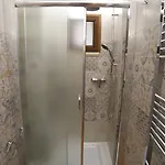 Cadelli Luxury Bed & Breakfast 4*
