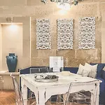 Cadelli Luxury Bed & Breakfast 4*