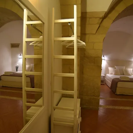 Cadelli Luxury & B&B 4*