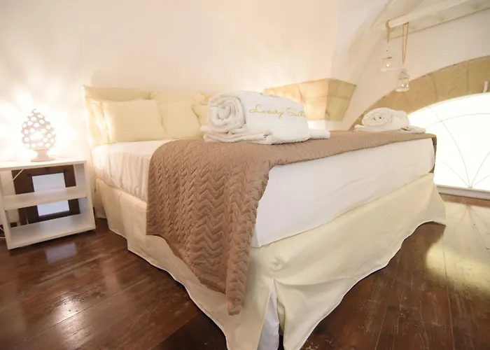 Cadelli Luxury & B&B 4*