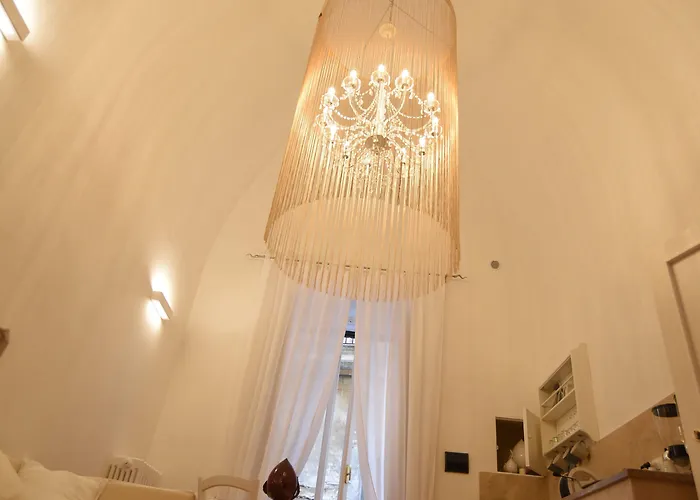 Cadelli Luxury & לינה וארוחת בוקר 4*