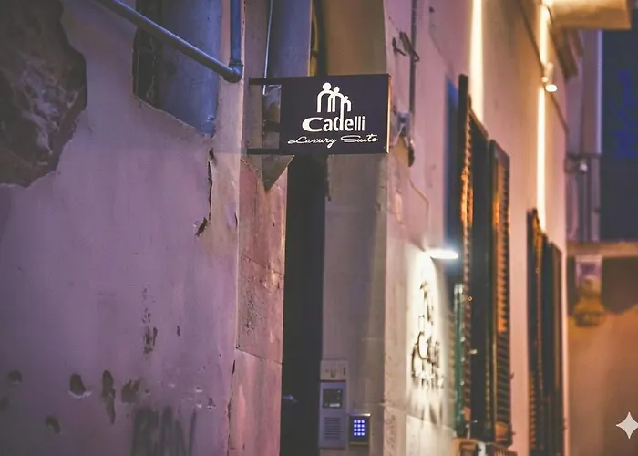 Cadelli Luxury & לינה וארוחת בוקר לצ'ה