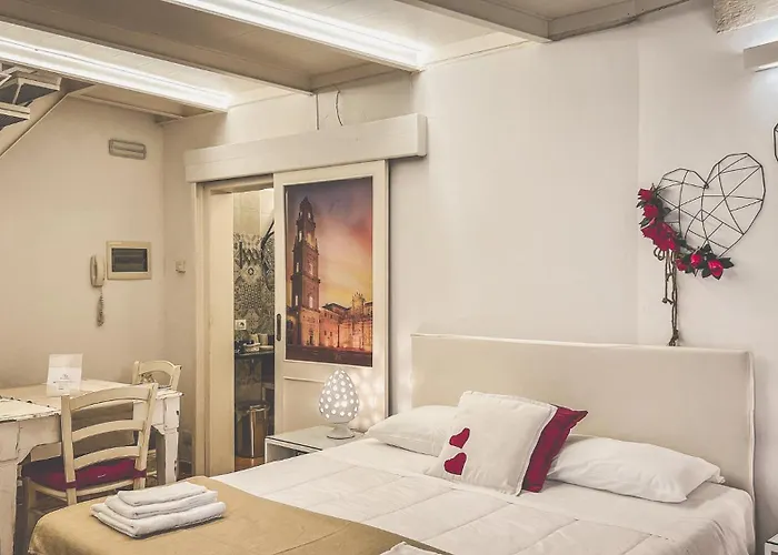 לינה וארוחת בוקר Cadelli Luxury & לצ'ה