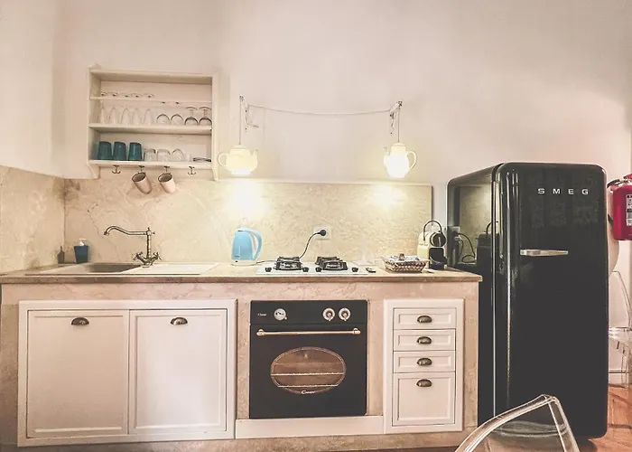 Cadelli Luxury & לינה וארוחת בוקר לצ'ה